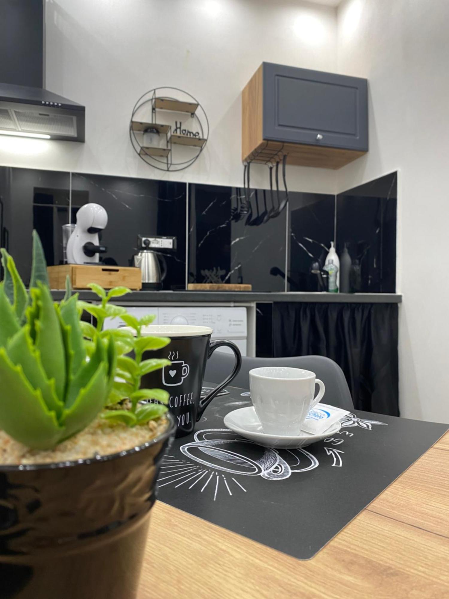 Holiday Home Joy Палермо Екстериор снимка