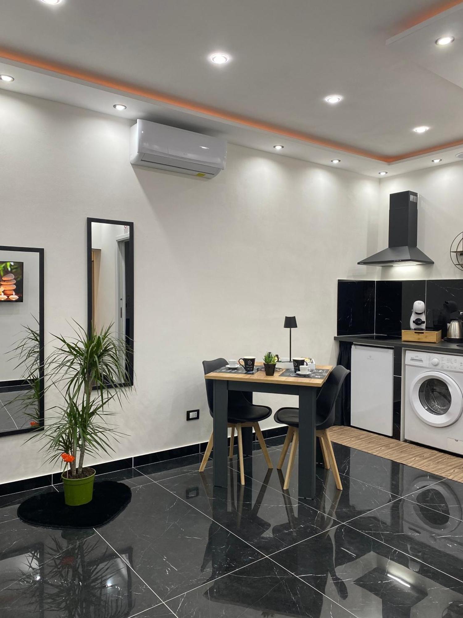 Holiday Home Joy Палермо Екстериор снимка